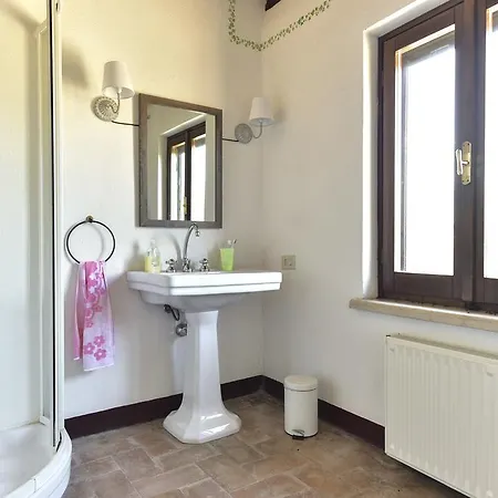 וילה Charming Farmhouse In אורטה